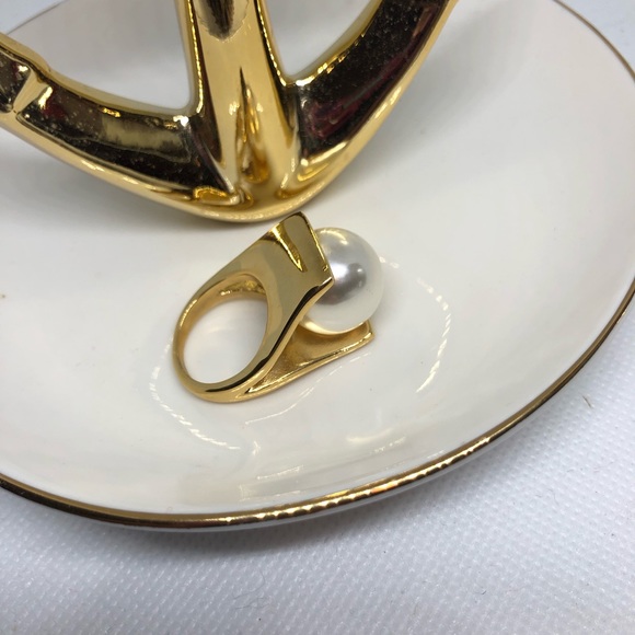 New Arrival!! Statement Maker Pearl Ring- Big and Bold - SZ 6 - Picture 9 of 9